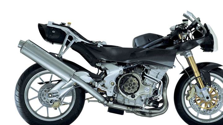 Benelli Tornado Tre In Black On White Background Side Pose